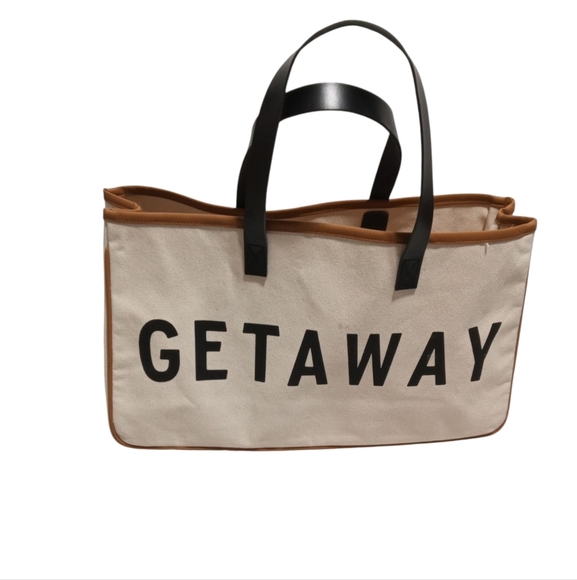 Santa Barbara Cream Black Tote Bag with Getaway Bold Design - Picture 2 of 9